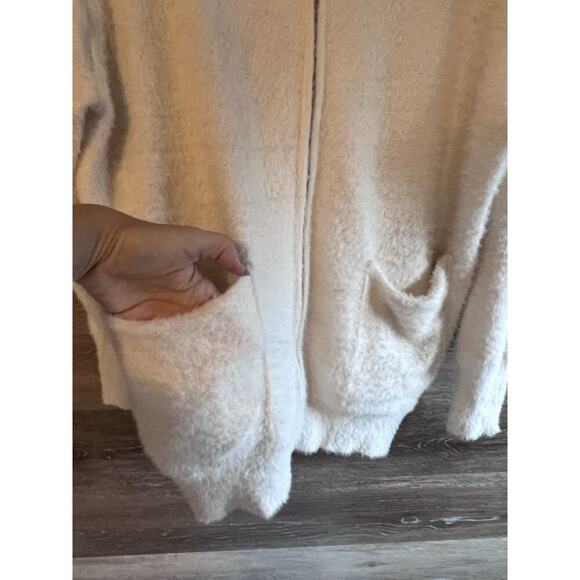 Daily Practice Anthropologie Hoodie Sweater Women Sz XS White Ivory Cozy Fuzzy - Picture 7 of 13
